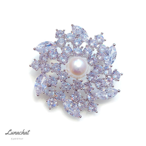 珍珠水晶胸針 ｜心口針｜brooch｜ swarovski brooches｜ 胸針香港