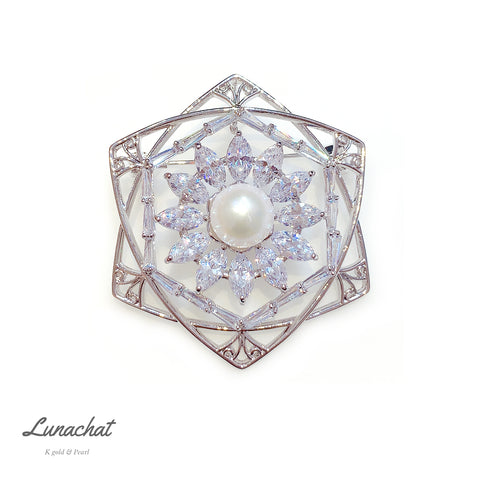 珍珠水晶胸針 ｜心口針｜brooch｜ swarovski brooches｜ 胸針香港