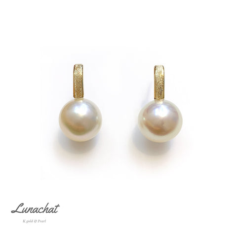 Lunachat 18K GOLD 12.5mm 強光南洋白珍珠耳環｜南洋珍珠耳環| 結婚禮物首飾｜珍珠耳環｜Akoya pearl earrings｜大溪地黑珍珠耳環｜ 結婚禮物首飾 |  新娘耳環 |  結婚耳環 ｜pearl earrings hk