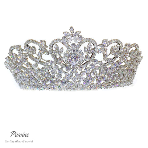 Pivoine Bridal Tiara Milano Sterling Silver and Crystal Princess Crown ｜新娘髮飾 ｜結婚頭飾 | 結婚皇冠 | wedding crown | bridal hair accessories |   swarovski headband | 結婚禮物 |  婚紗頭飾 | 皇冠頭飾香港 |  裙褂頭飾 | wedding accessories｜Bridal Tiara